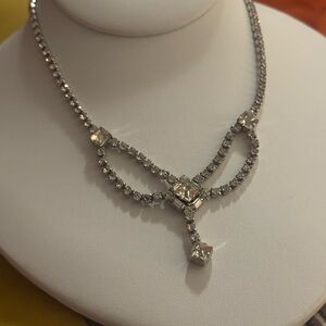 Elegant Leo Glass Pendant Necklace - Women's Jewelry